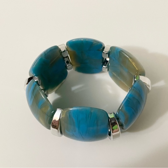 Vintage Blue Swirl Silver Tone Wide Lucite Stretch Bracelet - Picture 7 of 16